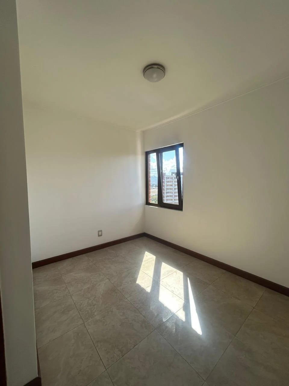Amplio Apartamento Avenida Las Americas — foto 4 de 12