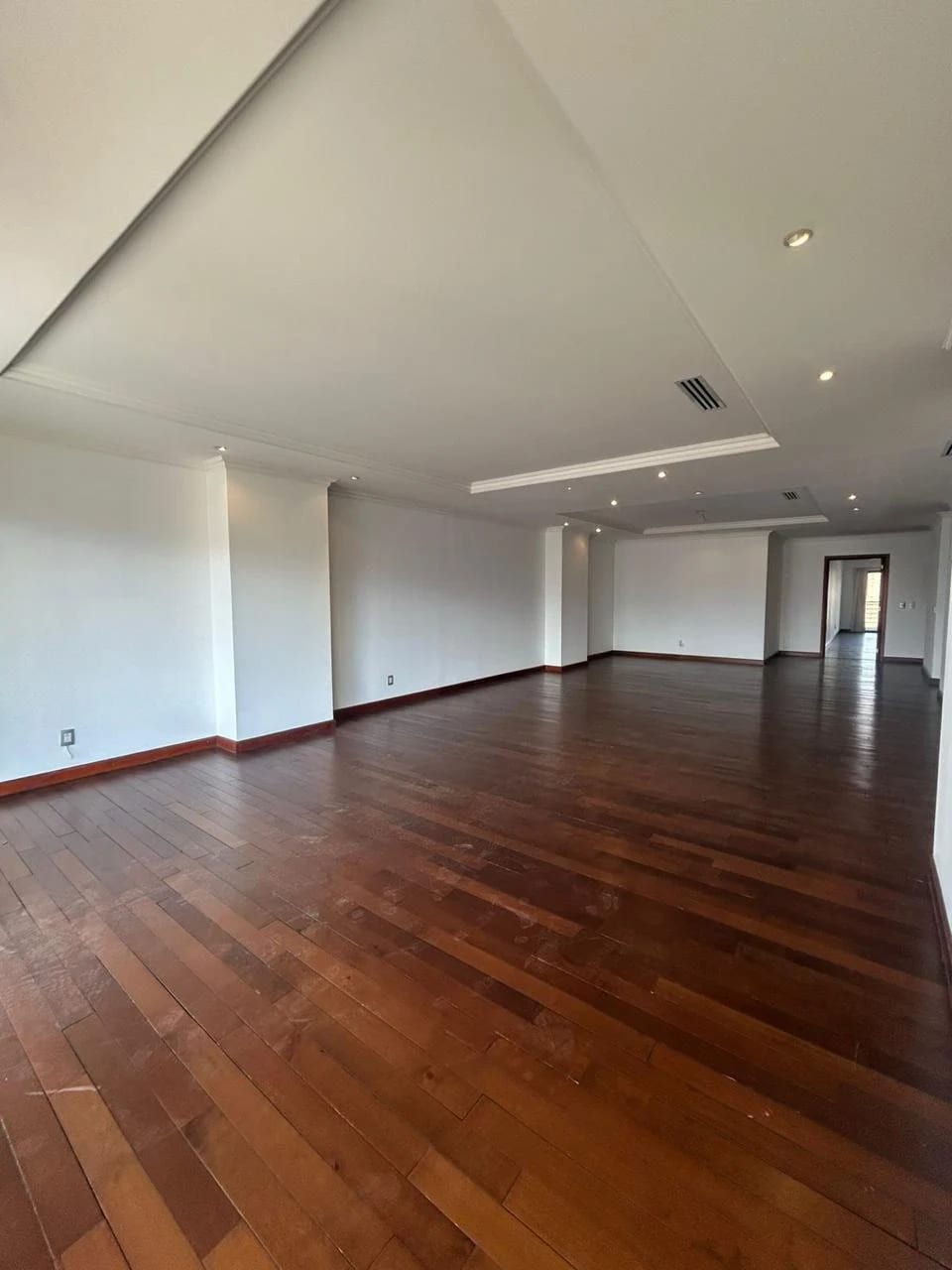 Amplio Apartamento Avenida Las Americas — foto 1 de 12