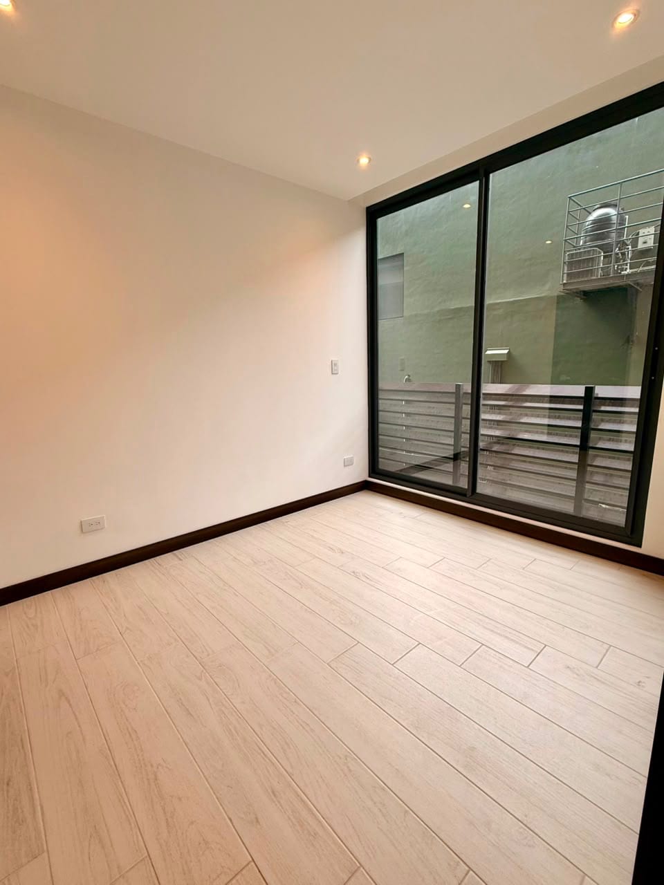 APARTAMENTO PARA ESTRENAR ZONA 15 — foto 8 de 17
