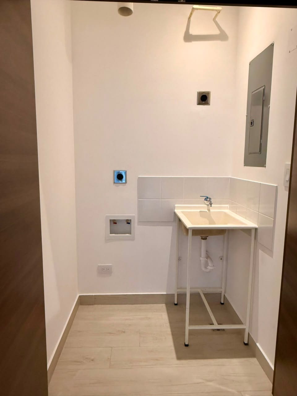 APARTAMENTO PARA ESTRENAR ZONA 15 — foto 3 de 17